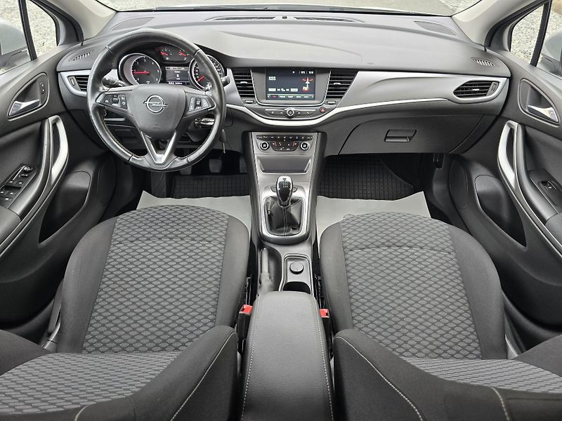 Opel Astra 1.6CDTI 81kW ENJOY DIGIKLIMA - fotka 8 z 29