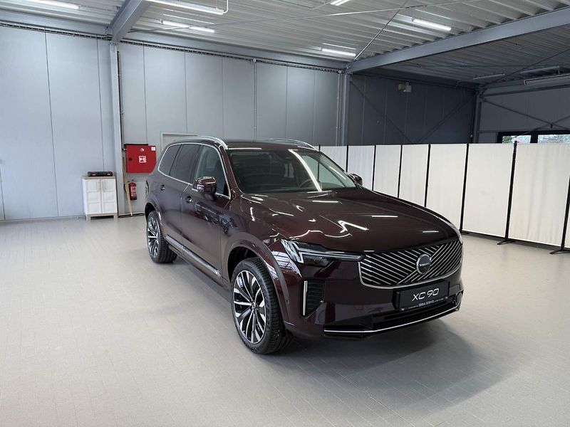 Volvo XC90 (2026) B5 2.0L 250+14k AT8 AWD PLUS D - fotka 6 z 6
