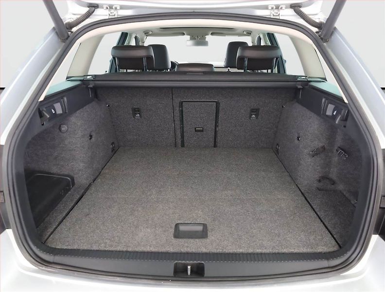 Škoda Octavia (2015) Laurin&Klement 2.0 TDI, 4X4 - fotka 16 z 17