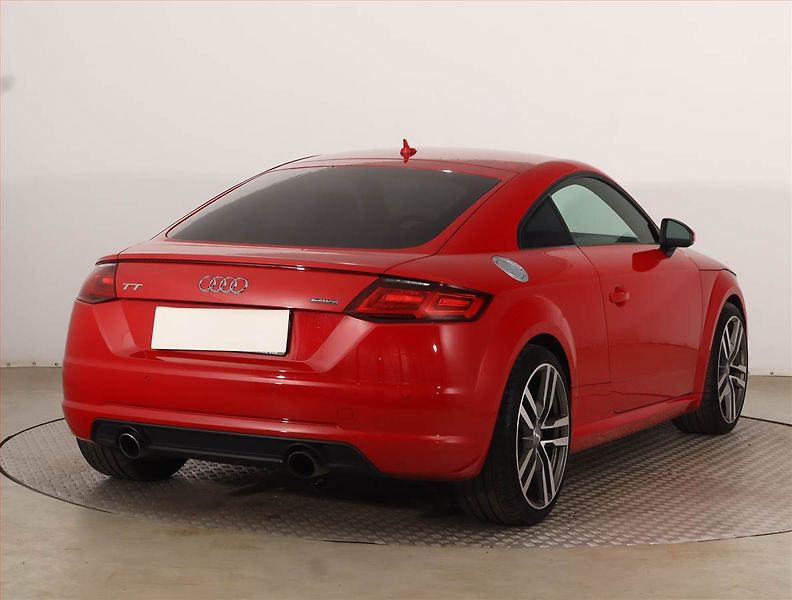 Audi TT (2014) 2.0 TFSI - fotka 5 z 23