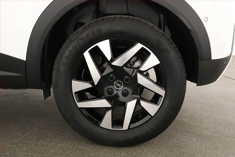 Opel Mokka (2024) Elegance 1.2 Turbo - fotka 20 z 20