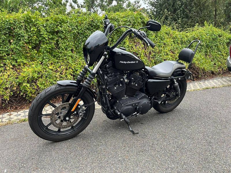 Harley-Davidson XL 1200NS Iron (2020) - fotka 4 z 14