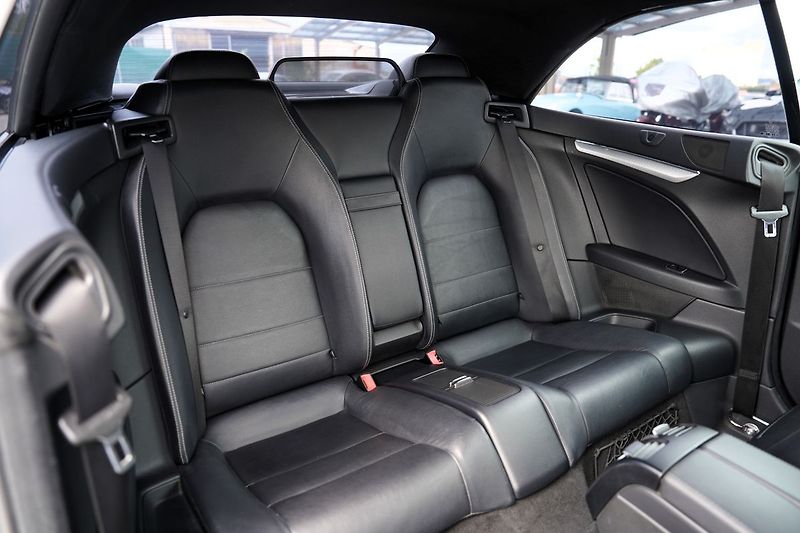 Mercedes-Benz Třídy E E 350 CDI, cabrio,automat,kůže - fotka 35 z 45