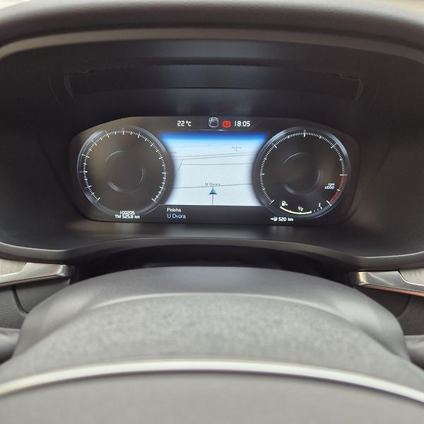 Volvo V60 (2021) Cross Country B4 Mild hybrid - fotka 14 z 26