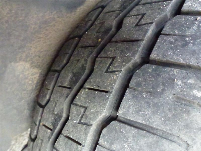 Volkswagen Transporter 2,0 TDI Long L2 Klima 6 míst - fotka 39 z 44