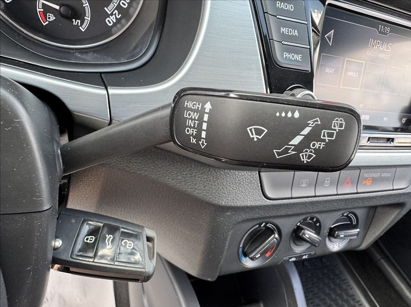 Škoda Fabia 1,0 TSI DPH 1.maj. původ ČR - fotka 30 z 50