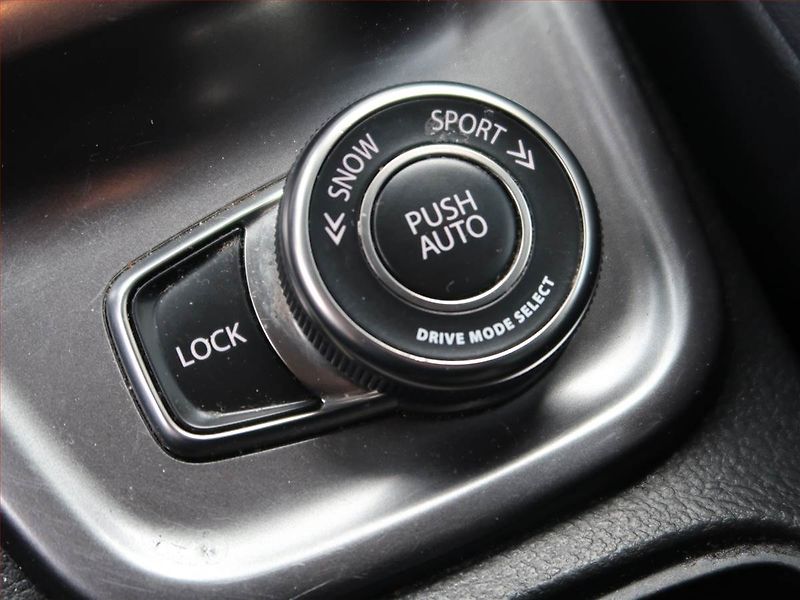 Suzuki Vitara (2023) Elegance 1.4 BoosterJet - fotka 18 z 18
