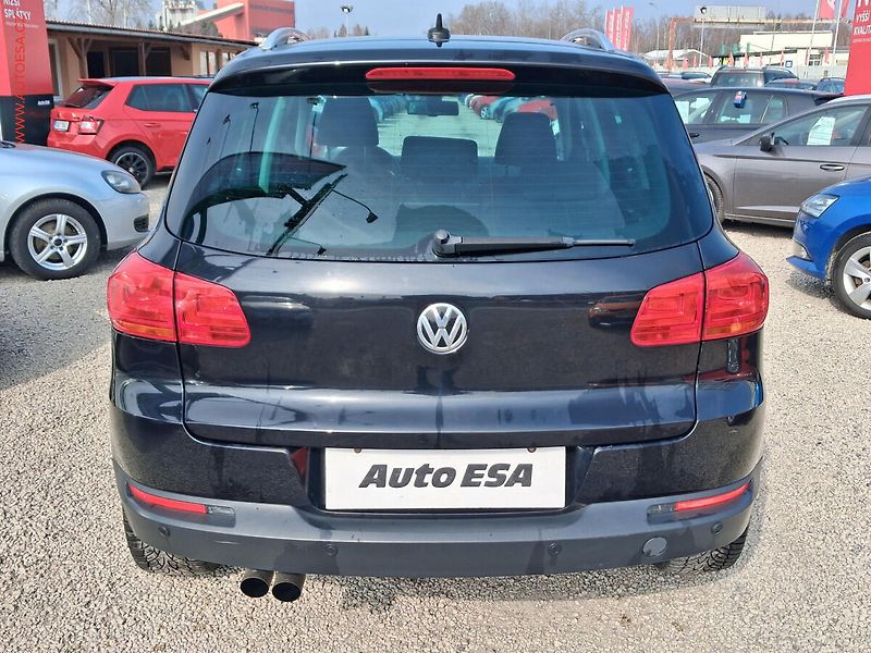 Volkswagen Tiguan (2011) 2.0 TDi 4x4, AC, tempo - fotka 5 z 19