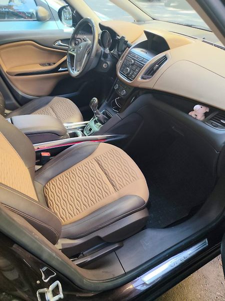Opel Zafira (2015) 1,6CDTI, manuál, klima,FlexFix - fotka 7 z 8