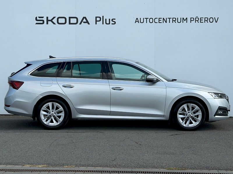 Škoda Octavia (2022) Combi 1.5 TSI 110kW Style Plus - fotka 32 z 35