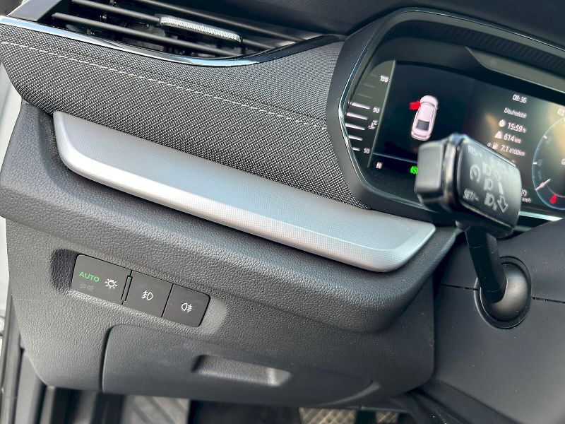 Škoda Octavia (2023) M-HEV STY TS 110/1.5 A7F - fotka 25 z 26