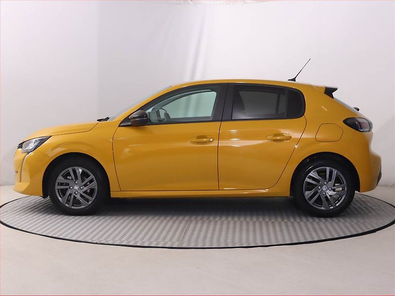 Peugeot 208 (2022) Active Pack 1.2 PureTech - fotka 3 z 20