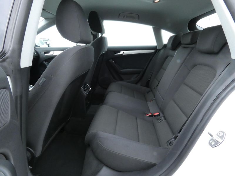 Audi A5 2.0 TDI 130 kW quattro - fotka 24 z 30