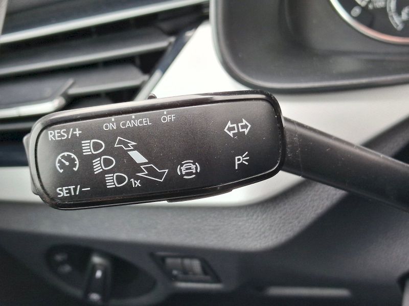 Škoda Scala (2023) Ambition 1,0TSi 81kW - fotka 30 z 33