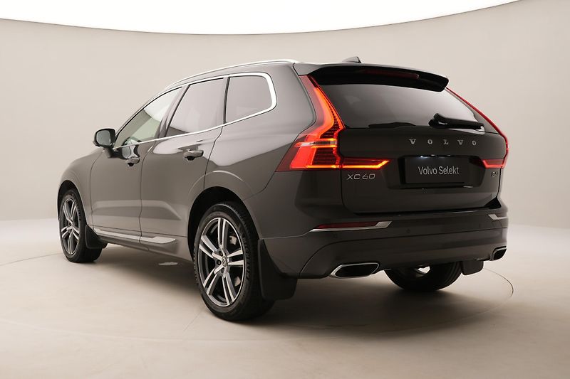 Volvo XC60 B4 AWD INSCRIPTION AUT  - fotka 11 z 50