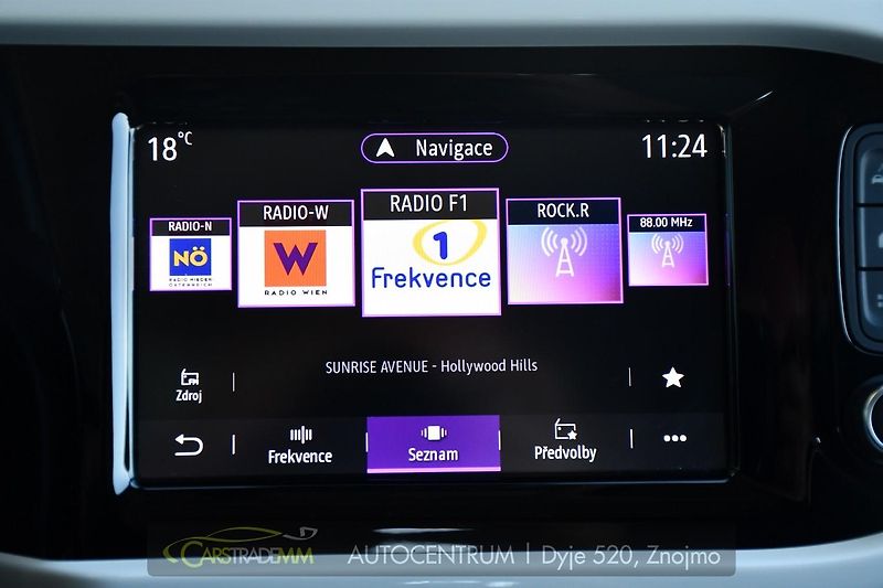 Renault Twingo ZE VIBES VÝHŘEV - fotka 41 z 55