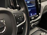 Volvo XC60 B4 AWD MOMENTUM REZERVACE - náhled 20