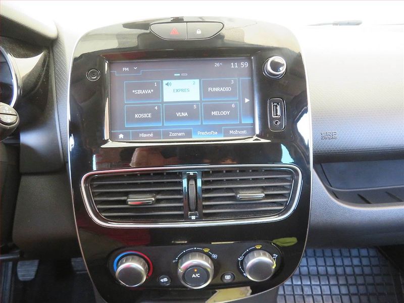 Renault Clio (2018) 1.2 16V, Serv.kniha, Tempomat - fotka 12 z 15