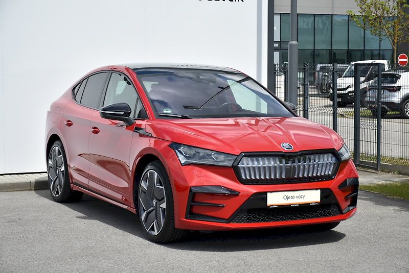 Škoda Enyaq (2023) RS 80 220kW 4x4 - fotka 6 z 34