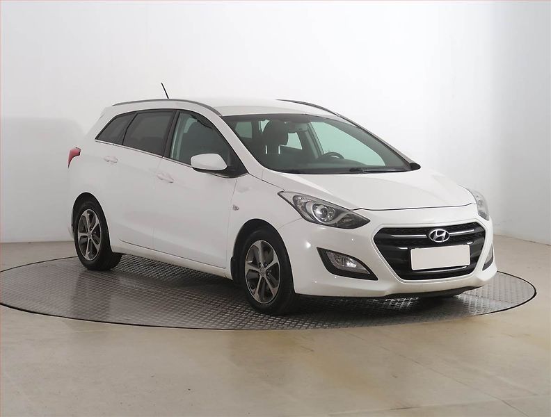 Hyundai i30 (2016) 1.6 MPI, Tempomat - fotografie inzerátu