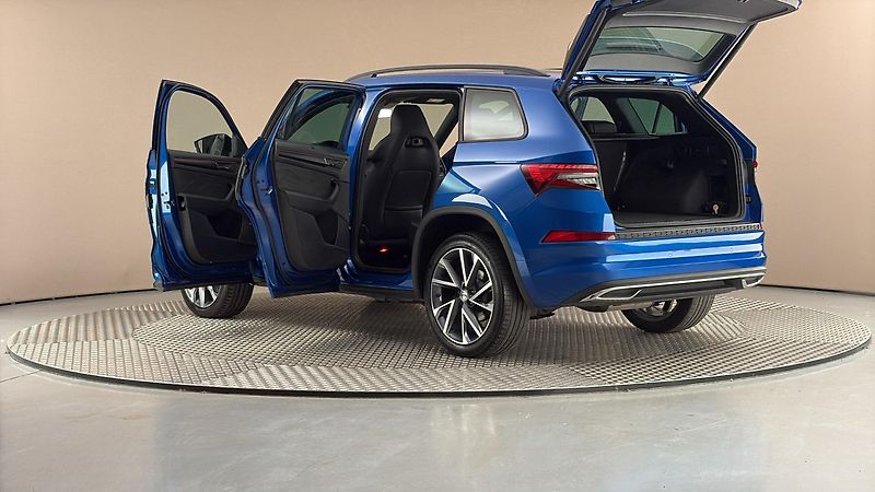 Škoda Kodiaq 2.0 TDI DSG 4x4 Sportline - fotka 7 z 32