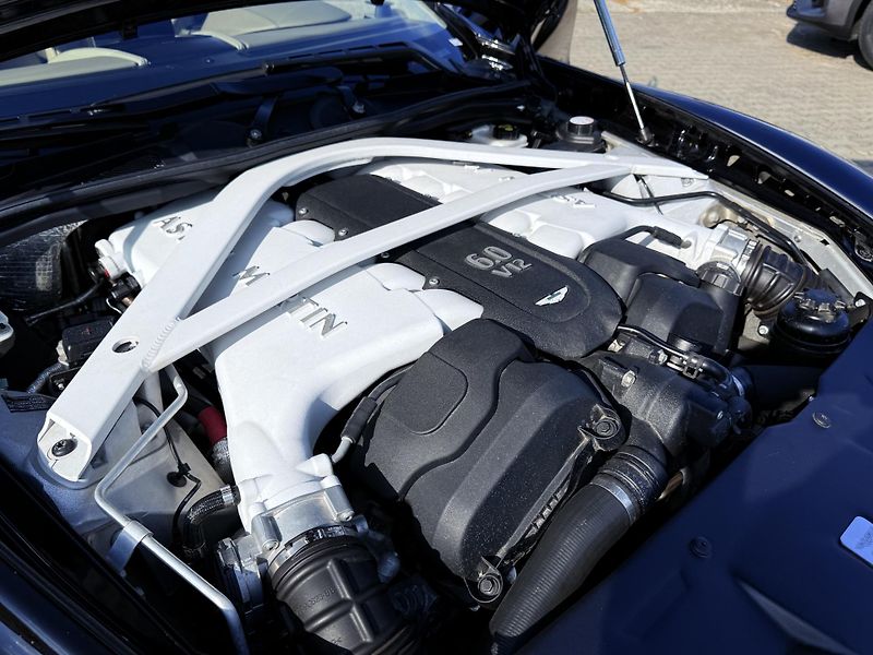 Aston Martin Rapide (2016) S 6.0 560PS,AT-8ST,SERVIS - fotka 70 z 72
