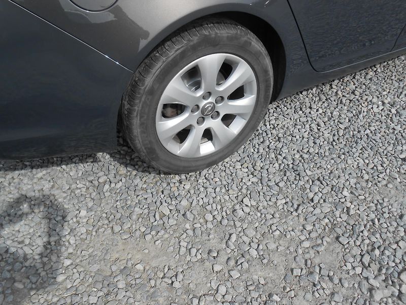 Opel Insignia 1.8I,klima,výhřev,KOUPENO V ČR - fotka 7 z 30