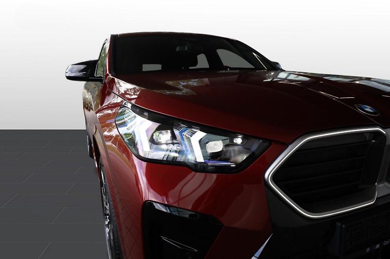 BMW X2 M35i xDrive - fotka 17 z 24