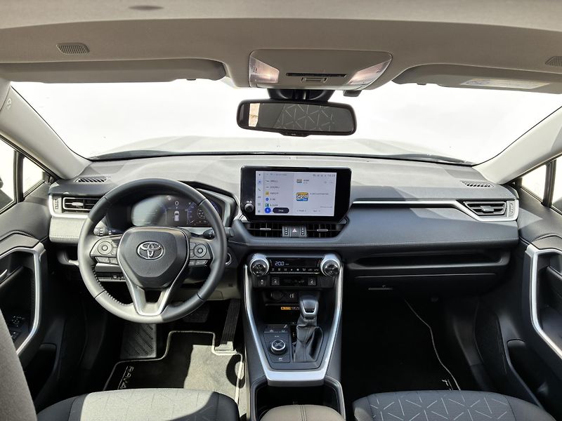 Toyota RAV4 2.5 HSD e-CVT AWD Comfort Styl - fotka 5 z 22