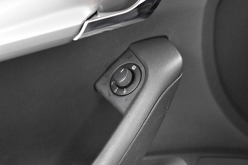 Škoda Octavia 1.5 TSI 110kW ACTIVE PLUS*ČR* - fotka 23 z 32