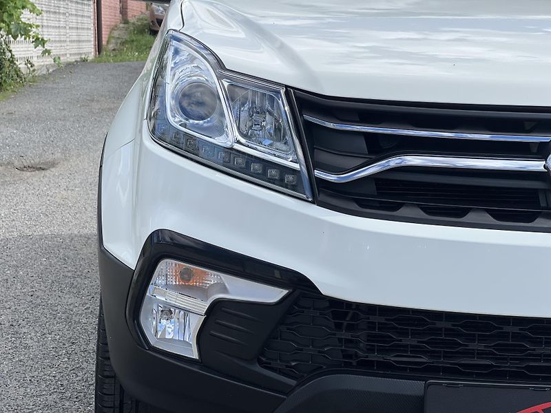 SsangYong Korando 2.0e-XGi NAVI KAMERA KLIMA - fotka 38 z 45