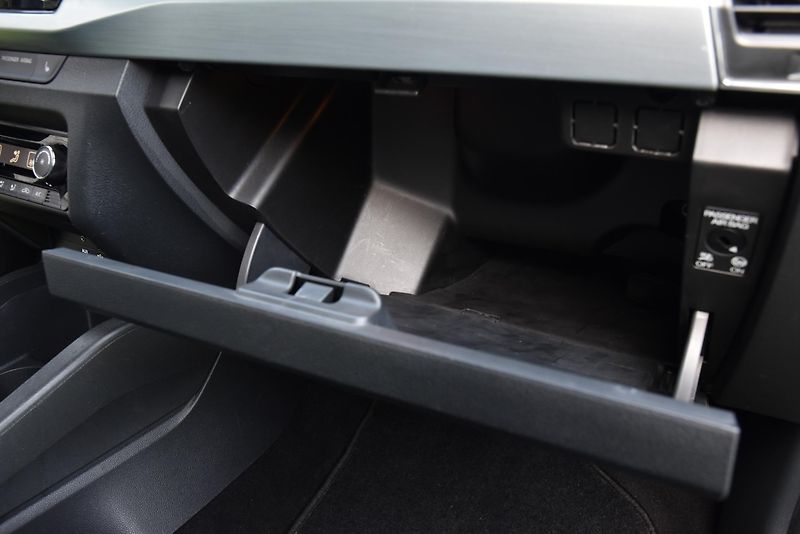 Škoda Fabia 1.2 TSi STYLE,KLIMA,VÝHŘEV,PDC - fotka 38 z 46