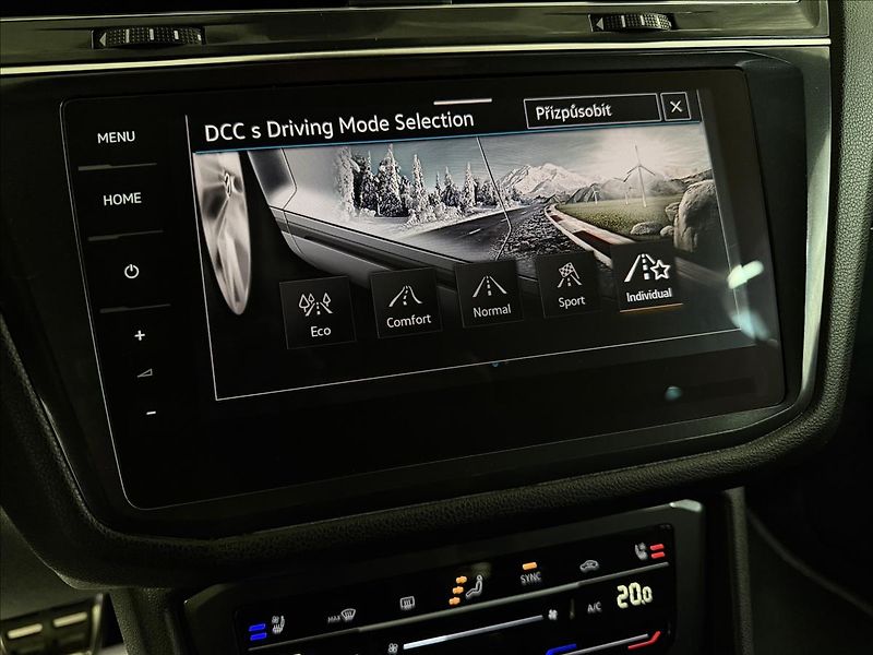 Volkswagen Tiguan Allspace R-LINE 180kW DCC H&K HUD PANO - fotka 27 z 50