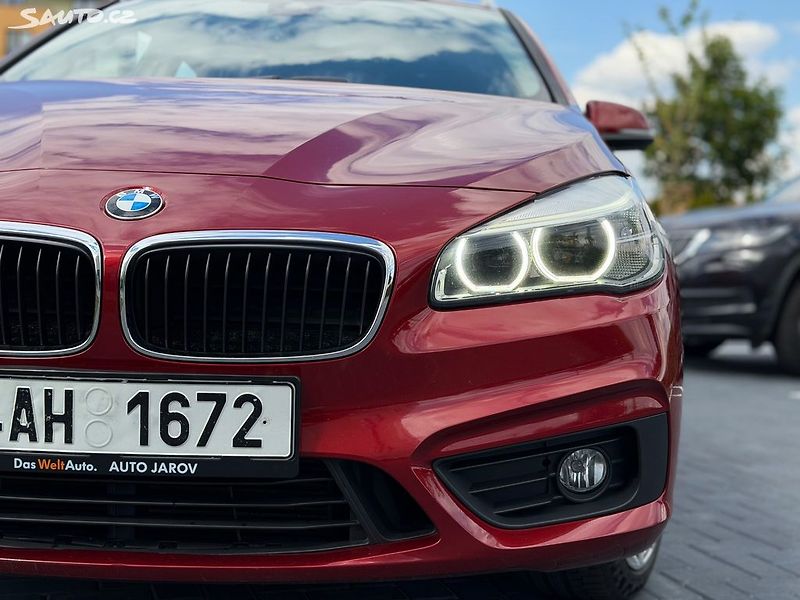 BMW Řada 2 (2014) 218d Active Tourer / automat - fotka 6 z 20