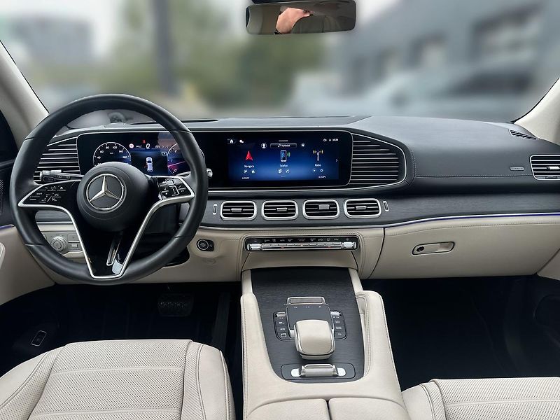 Mercedes-Benz GLE 450d 4M - fotka 11 z 17