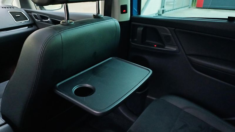 Volkswagen Sharan 130kW 7míst PANO WEBASTO 1.ČR - fotka 12 z 21