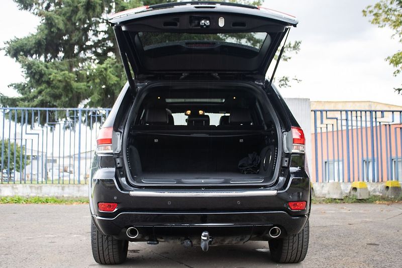 Jeep Grand Cherokee - fotka 23 z 23