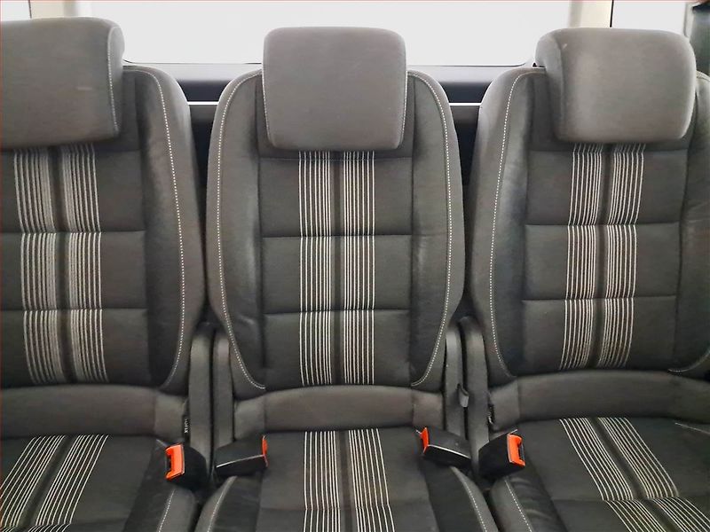 Volkswagen Touran (2012) 1.6 TDI, Navi, Tempomat - fotka 10 z 21