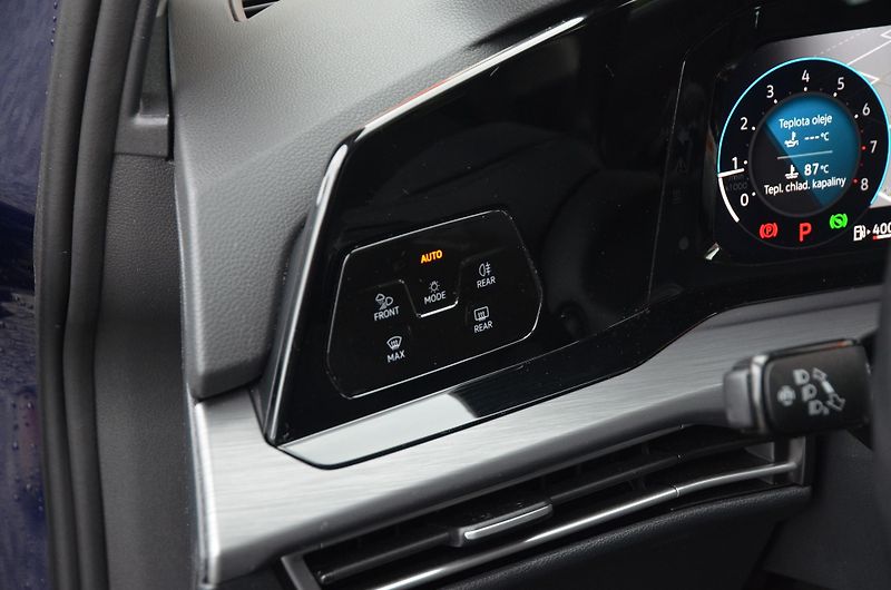 Volkswagen Golf (2022) 2.0 TSi 140kW DSG Style iQ-LED - fotka 29 z 50