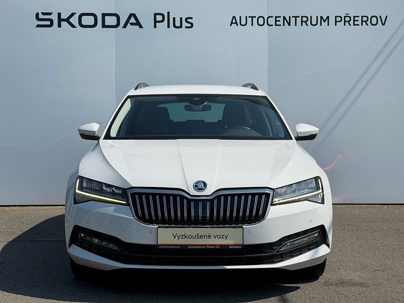 Škoda Superb (2023) 2.0 TDI 110kW Comfort Plus - fotka 4 z 35
