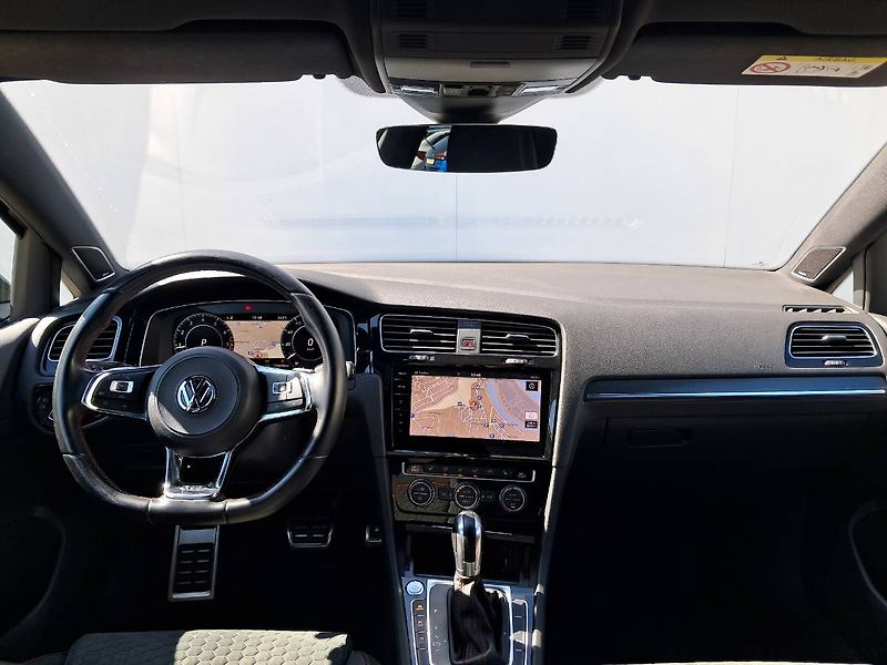 Volkswagen Golf (2018) GTI PERFORMANCE 2.0 TSI DSG7 - fotka 7 z 32