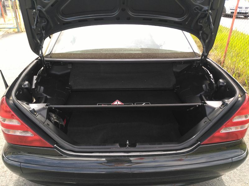 Mercedes-Benz SLK 230 Kompressor manuál - fotka 5 z 27