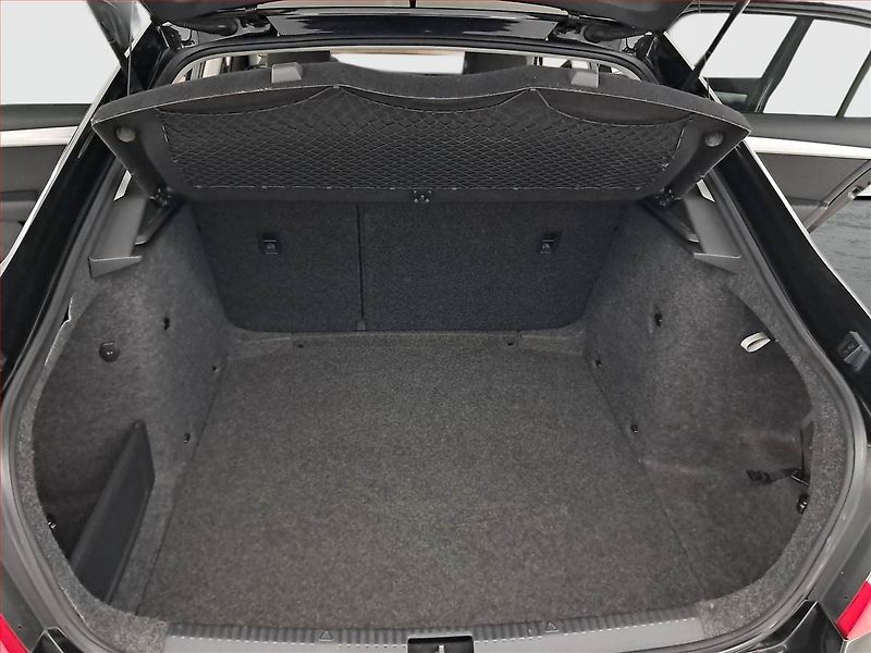 Škoda Octavia (2015) 1.6 TDI, Navi, Tempomat - fotka 13 z 15