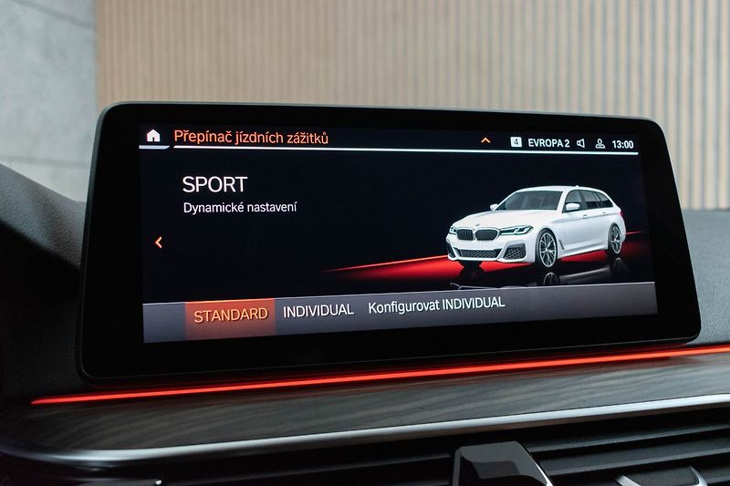 BMW Řada 5 530d xDrive ///MPAKET*ACC*DPH* - fotka 28 z 44