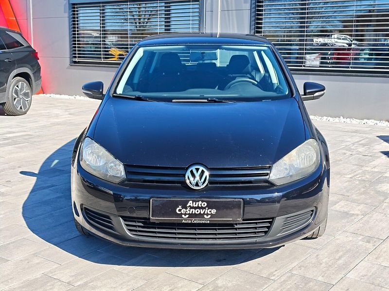 Volkswagen Golf (2009) 1,4i 16v 59 Kw Trend - fotka 2 z 30