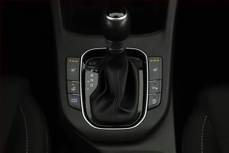 Hyundai i30 (2020) 1.6 CRDi, Automat, Navi - fotka 10 z 20
