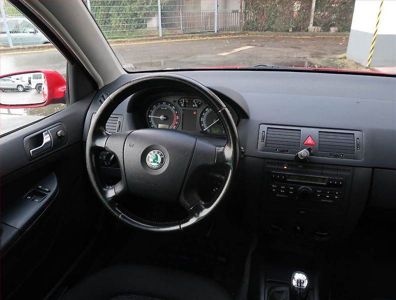 Škoda Fabia (2007) Elegance 1.4 TDI, nová STK - fotka 7 z 15