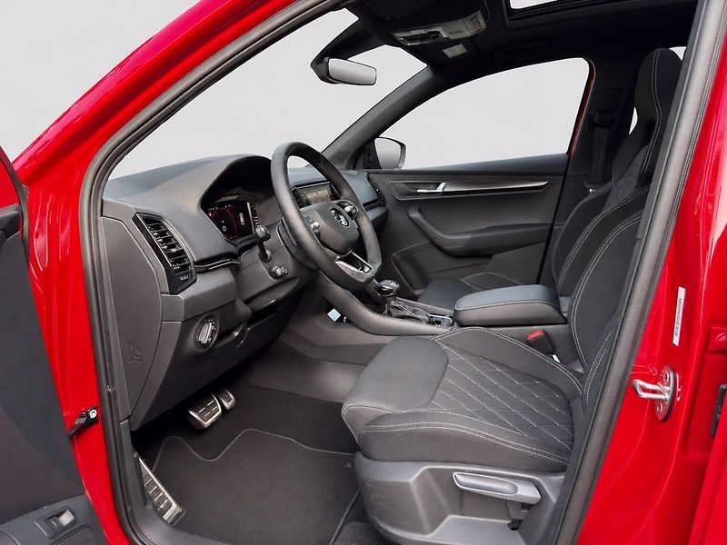 Škoda Karoq 2.0TSI 4x4 Sportline Pano DCC - fotka 10 z 21