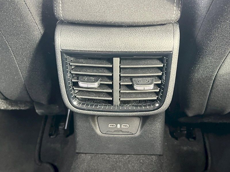 Škoda Fabia (2024) Top Selection 1.0TSi 85kW 7°DS - fotka 28 z 30