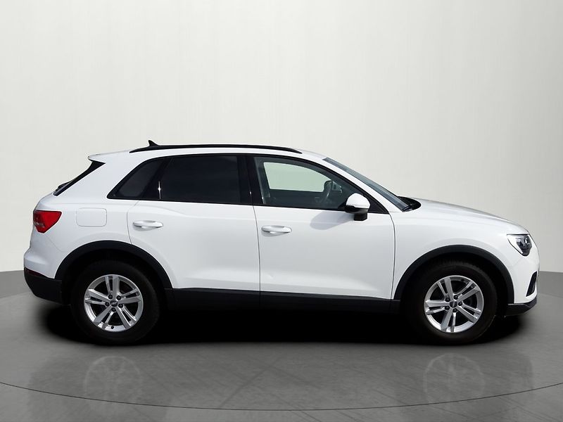 Audi Q3 35TDI A/T Virtual Navi Tažné - fotka 5 z 30